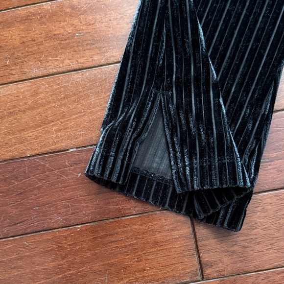 Nike Black Striped Velour Set - Picture 3 of 3